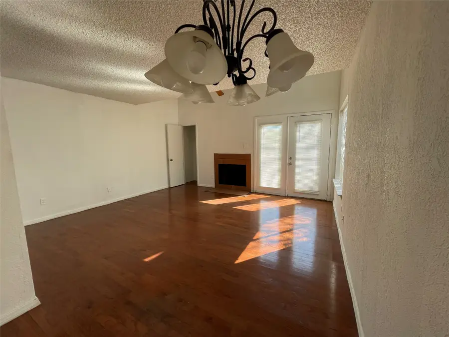9811 Walnut Street #F-207, Dallas, TX 75243 - #2