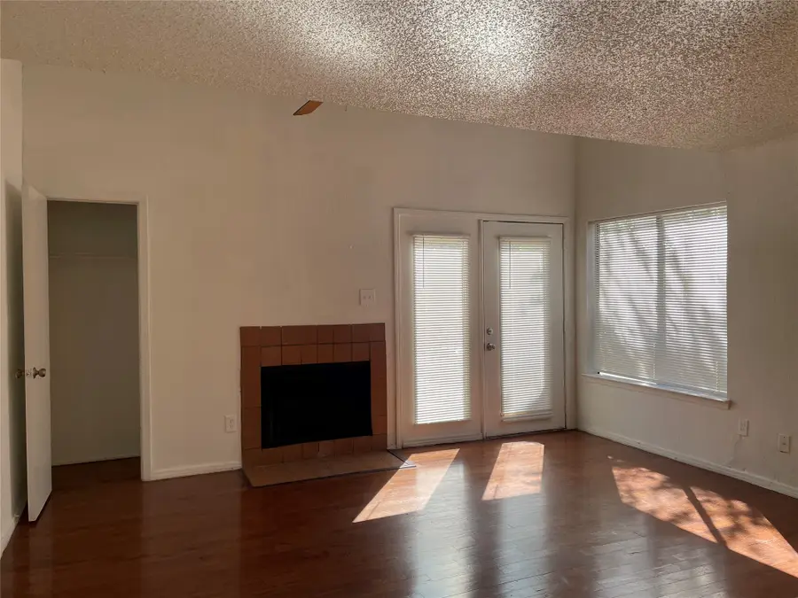 9811 Walnut Street #F-207, Dallas, TX 75243 - #3