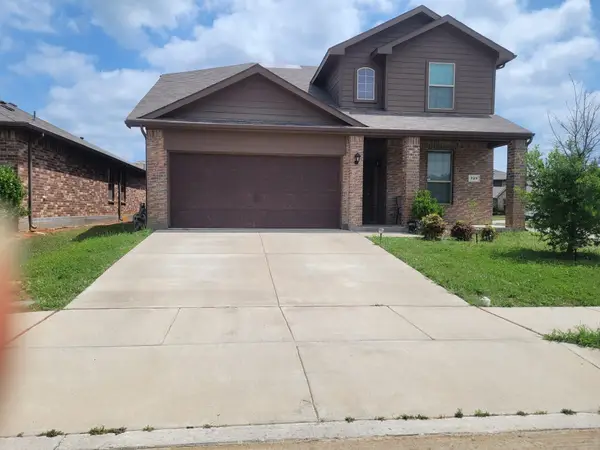 729 Buzzard Lake Trail, Fort Worth, TX 76120