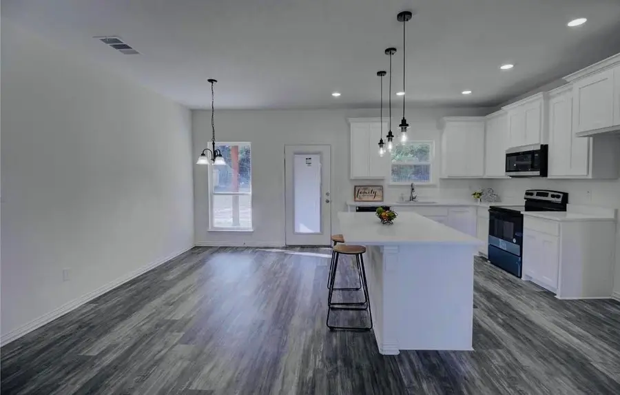 347 Rosemound Street, Commerce, TX 75428 - #2