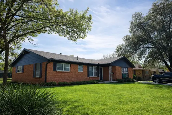 1312 E Mitchell Street, Arlington, TX 76010