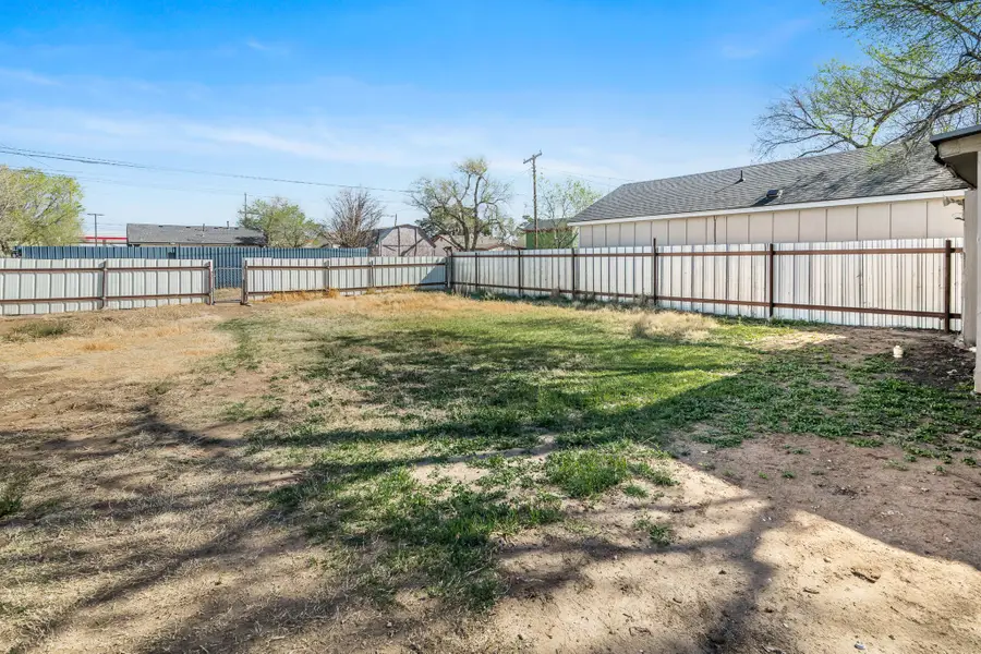 3605 NE 23rd Avenue, Amarillo, TX 79107 - #3