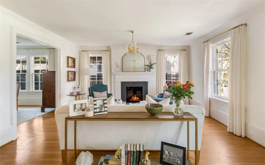 4521 Southern Avenue, Highland Park, TX 75205 - #3