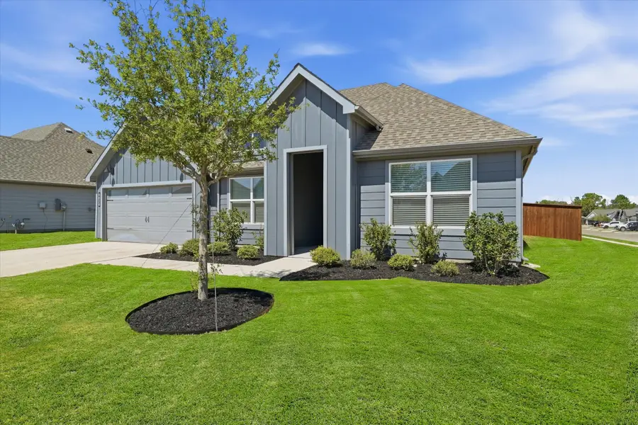 4028 Cornerstone Circle, Granbury, TX 76048 - #2