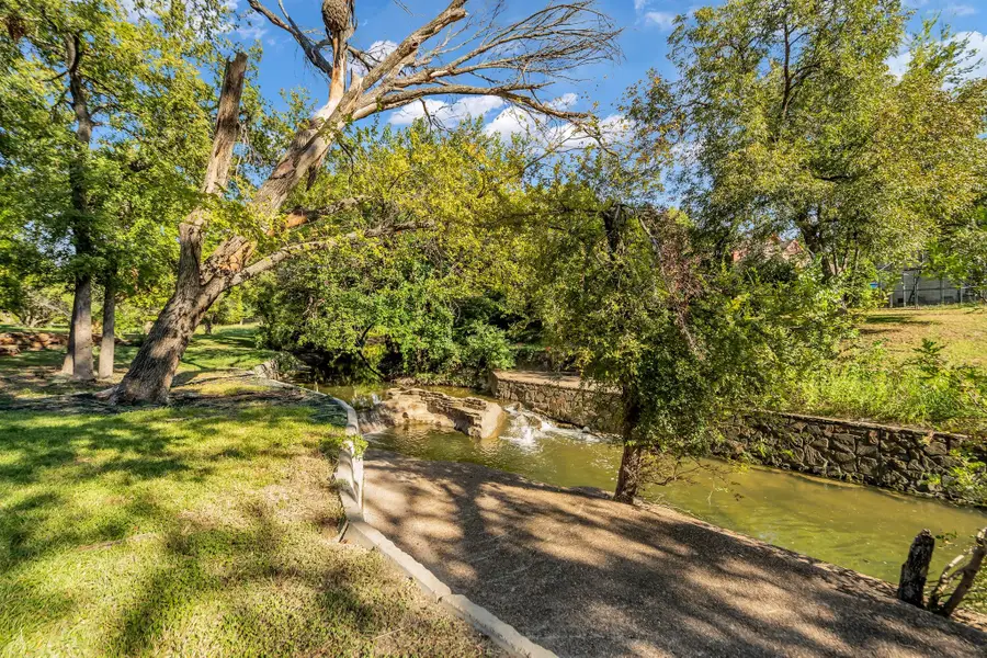 2972 Maydelle Lane, Farmers Branch, TX 75234 - #2