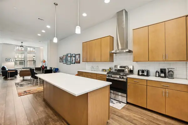 1380 Branchwood Place, Dallas, TX 75215