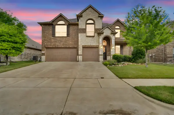 409 Brookdale Drive, Midlothian, TX 76065