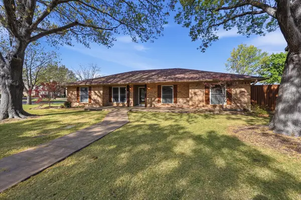 101 Baird Circle, Highland Village, TX 75077
