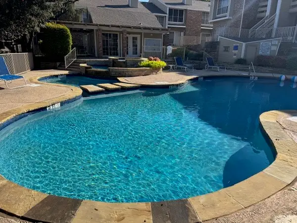 3550 Country Square Drive #505, Carrollton, TX 75006