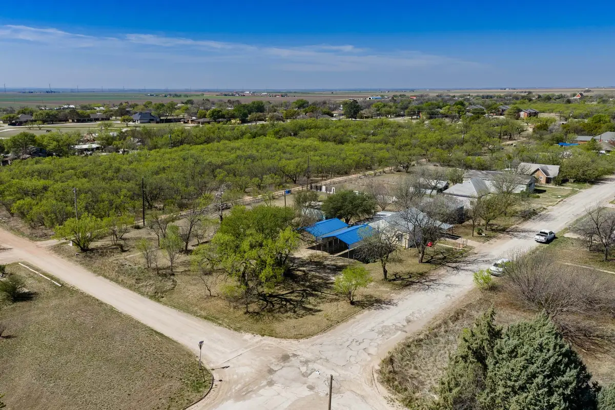 814 Texas Street, Stamford, TX 79553 - #1