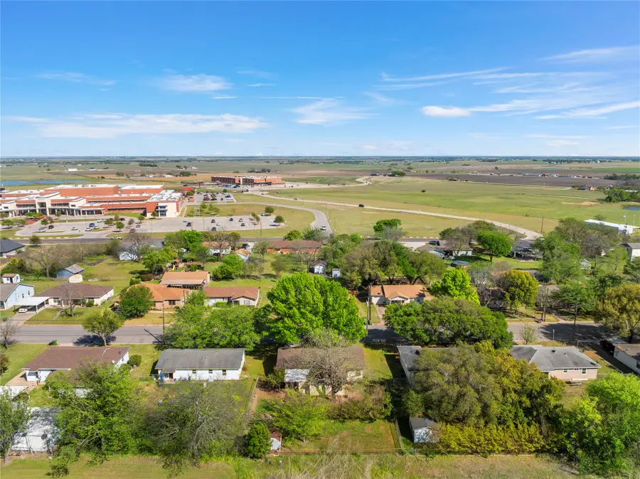 901 N Main Street, West, TX 76691 - #2