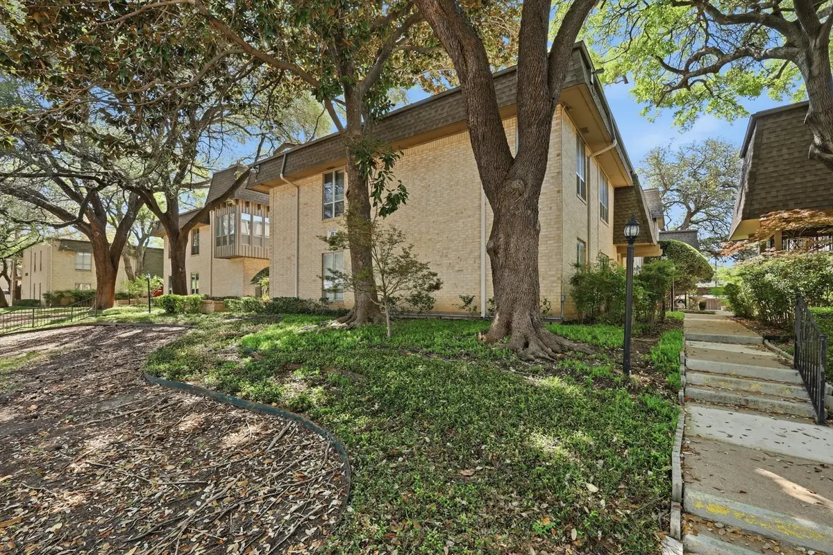 4320 Bellaire Drive S #240W, Fort Worth, TX 76109 - #1