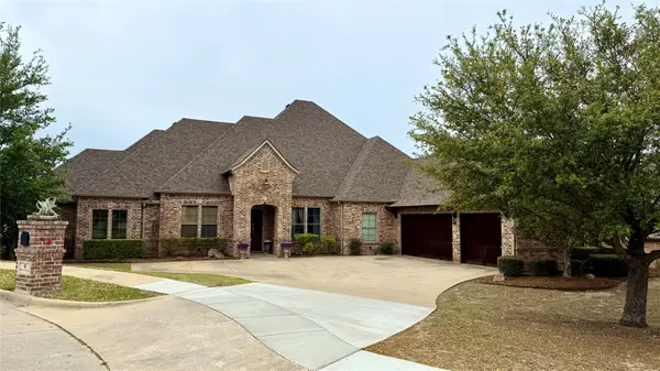 4 Raven Circle, Heath, TX 75032