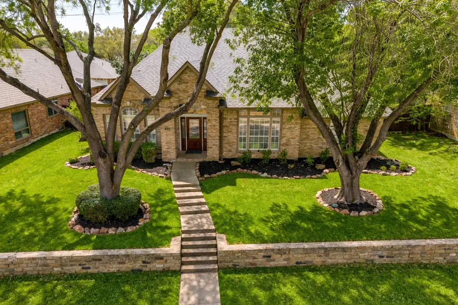 821 Shorewood Drive, Coppell, TX 75019 - #2