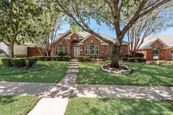 2112 Wallbrook Drive, Lewisville, TX 75067