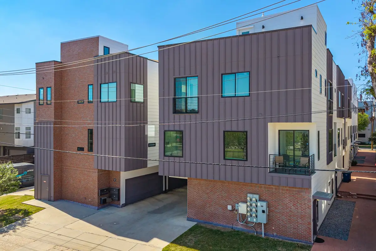 2450 N Garrett Avenue #18, Dallas, TX 75206 - #1