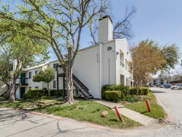 7431 Holly Hill Drive #210, Dallas, TX 75231