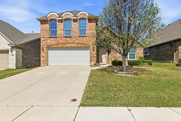 1001 Albany Drive, Fort Worth, TX 76131