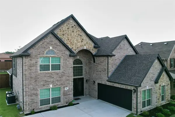 105 Wild River Court, DeSoto, TX 75115