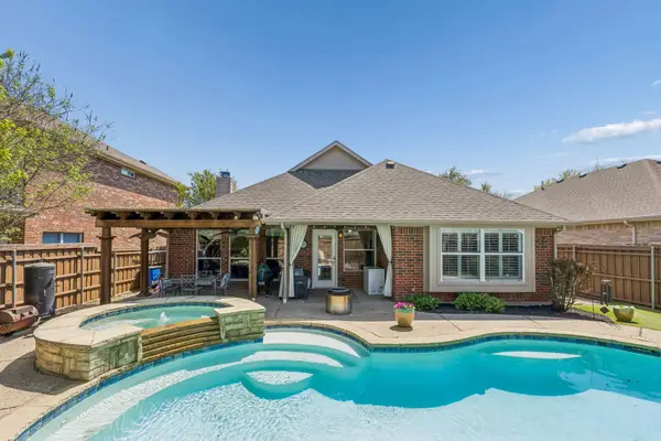 6415 Lakewood Drive, Sachse, TX 75048