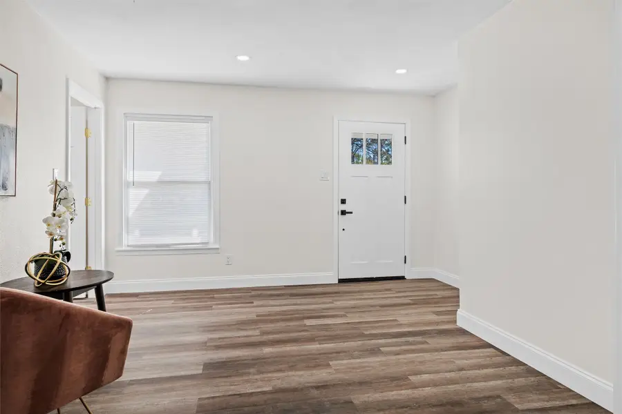 1104 Waggoner Drive, Arlington, TX 76013 - #2