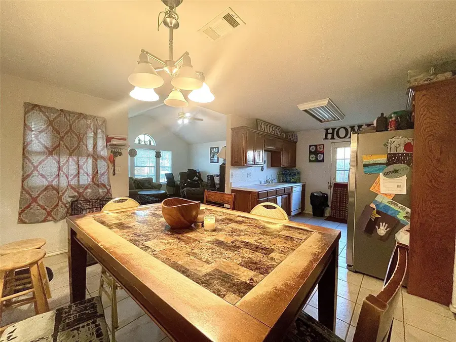 5301 Joshua Court, Sansom Park, TX 76114 - #3