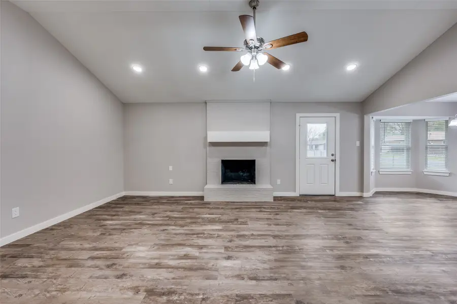 1600 Briar Run, Benbrook, TX 76126 - #3