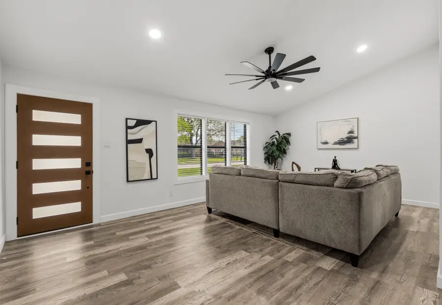 5705 Bentley Drive, Garland, TX 75043 - #3