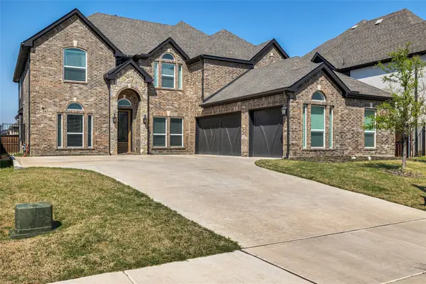 566 Long Meadow Drive, Haslet, TX 76052