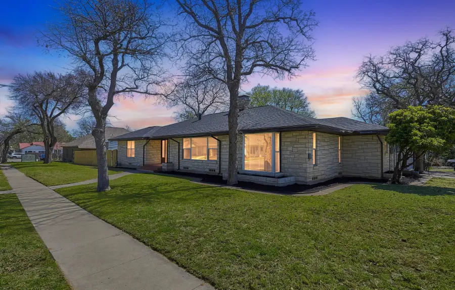 1170 W Frey Street, Stephenville, TX 76401 - #2