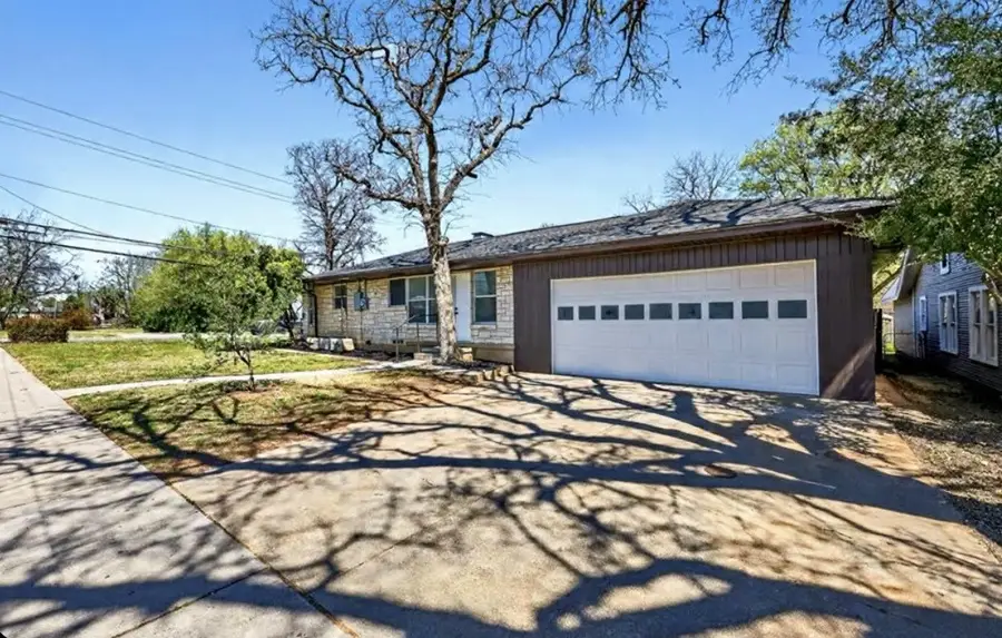 1170 W Frey Street, Stephenville, TX 76401 - #3