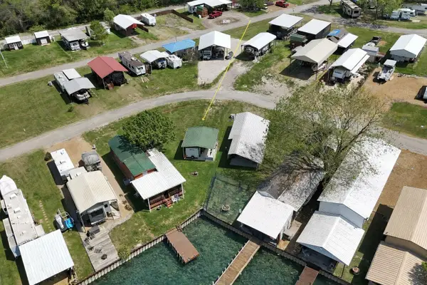 15 Pelican Isle Dr., Corsicana, TX 75109