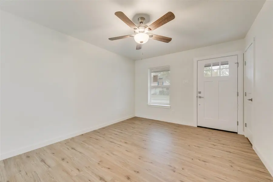 3853 Commonwealth Drive, Garland, TX 75043 - #3