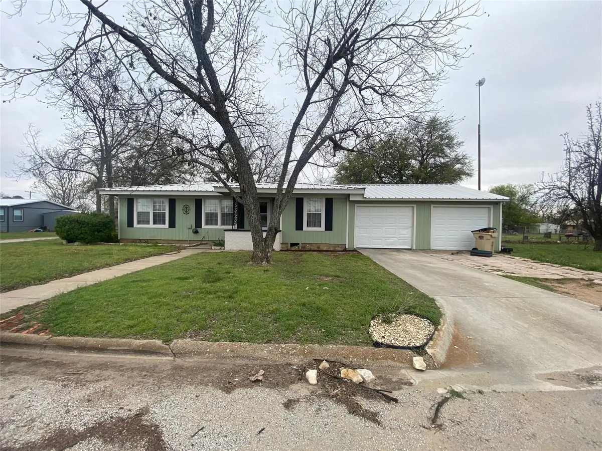 807 Gantt Street, Bangs, TX 76823 - #1