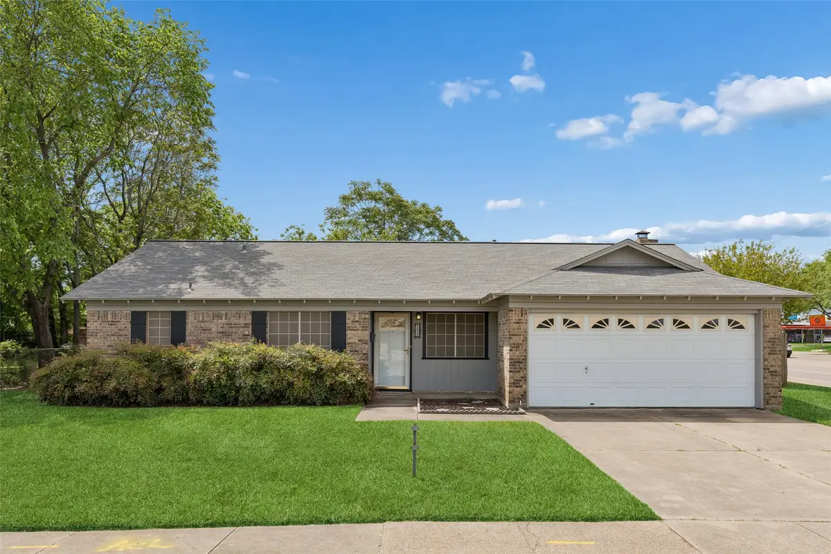 500 E Bovell Street, Crowley, TX 76036 - #1