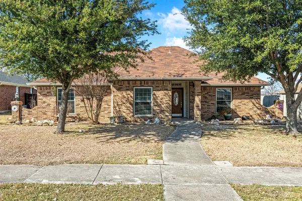 3913 Arizona Street, Sachse, TX 75048