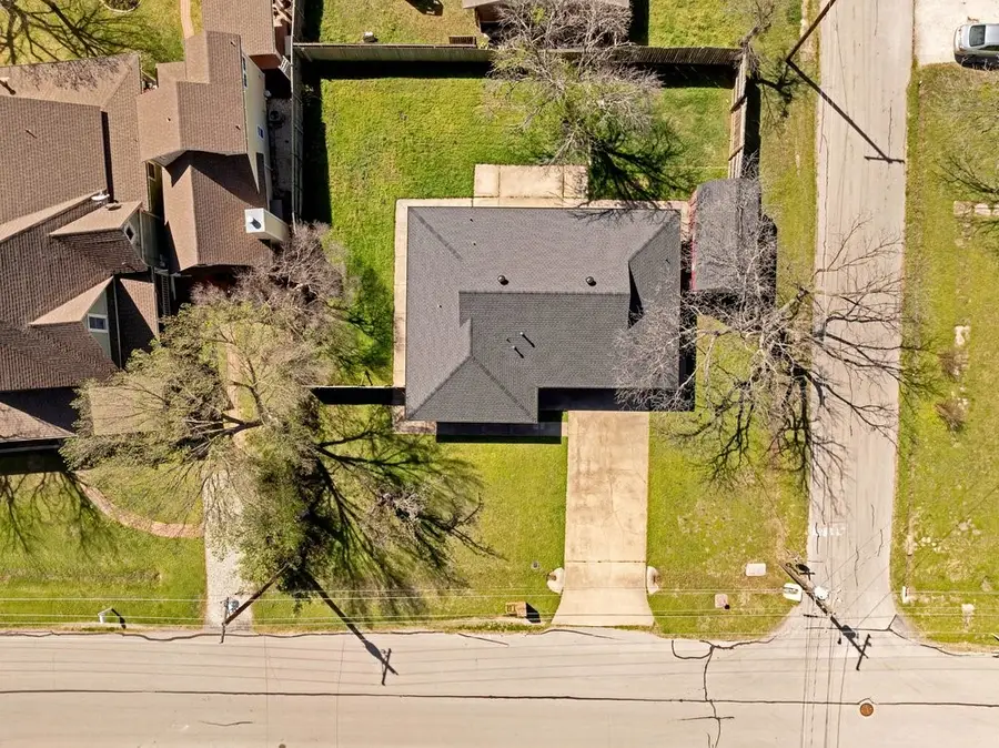 1010 Bolivar Street, Sanger, TX 76266 - #2