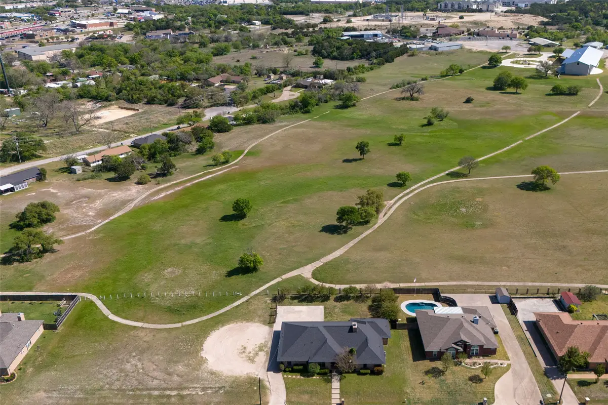 413 W Park Avenue, Weatherford, TX 76086 - #1