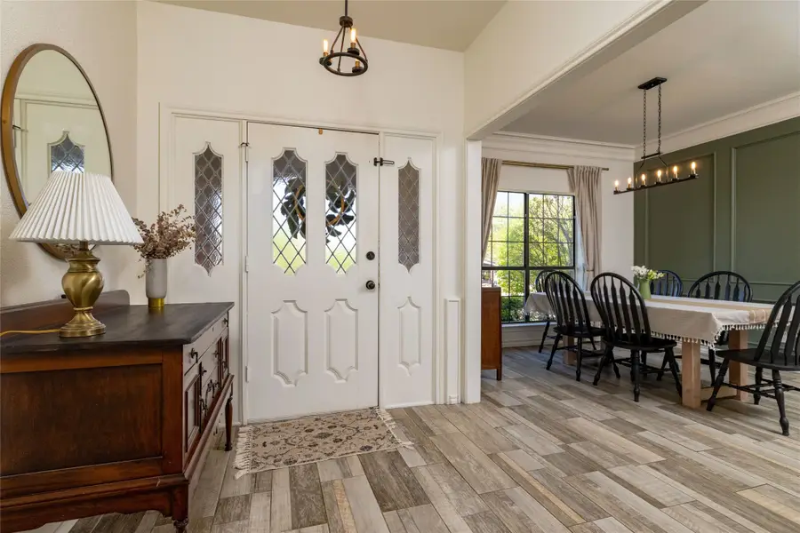 413 W Park Avenue, Weatherford, TX 76086 - #3