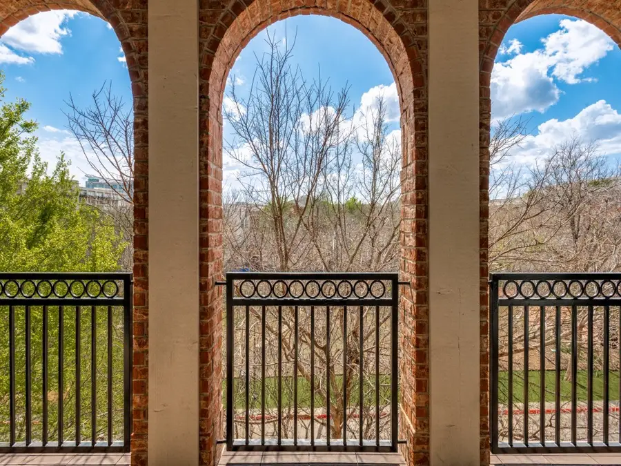 5017 Parkview #122, Addison, TX 75001 - #3