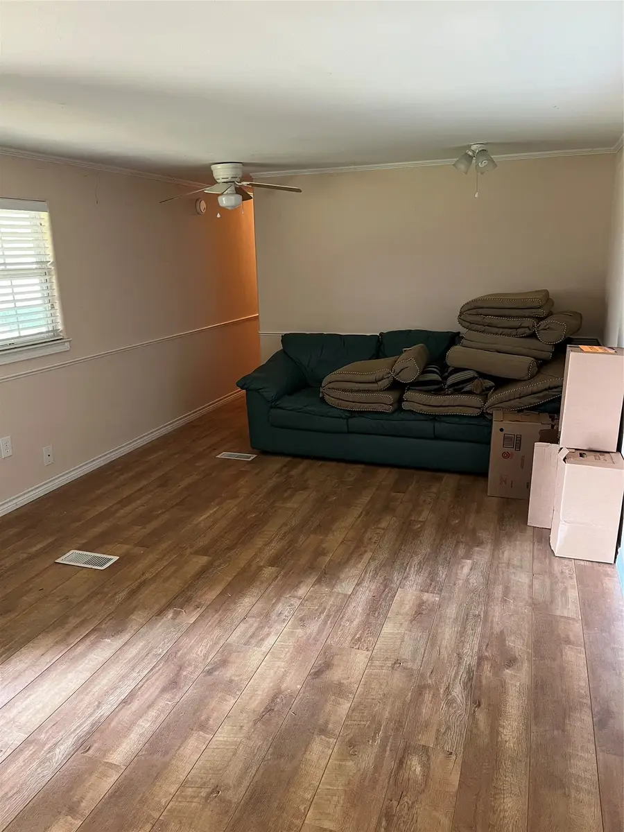 1964 Quail Run, Graford, TX 76449 - #3