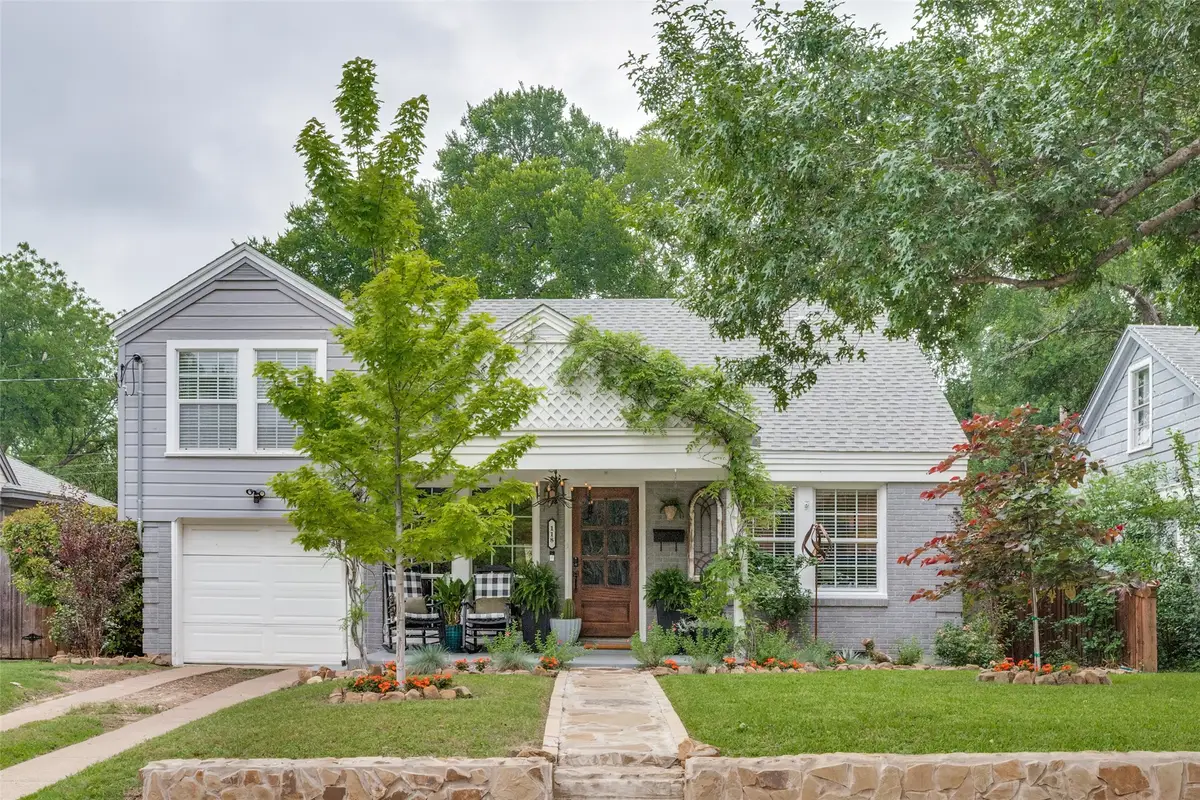 118 N Briscoe Boulevard, Dallas, TX 75211 - #1
