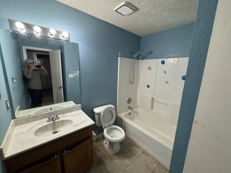 4821 Saint Thomas Place, Fort Worth, TX 76135 - #3