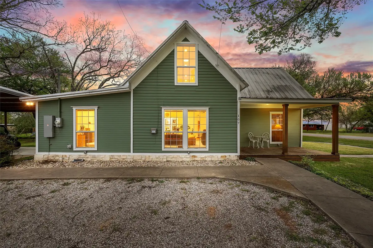 107 W Avenue F, Valley Mills, TX 76689 - #1