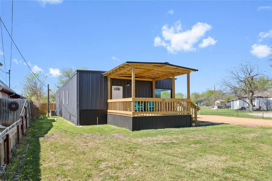 1111 Magnolia Street, Brownwood, TX 76801 - #3