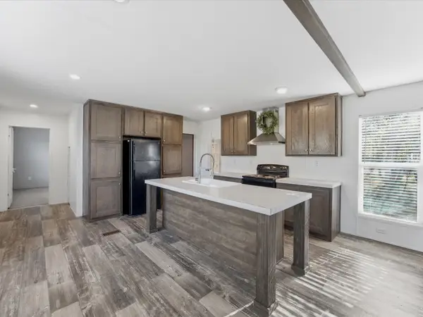 216 Catfish Trail, Bowie, TX 76230