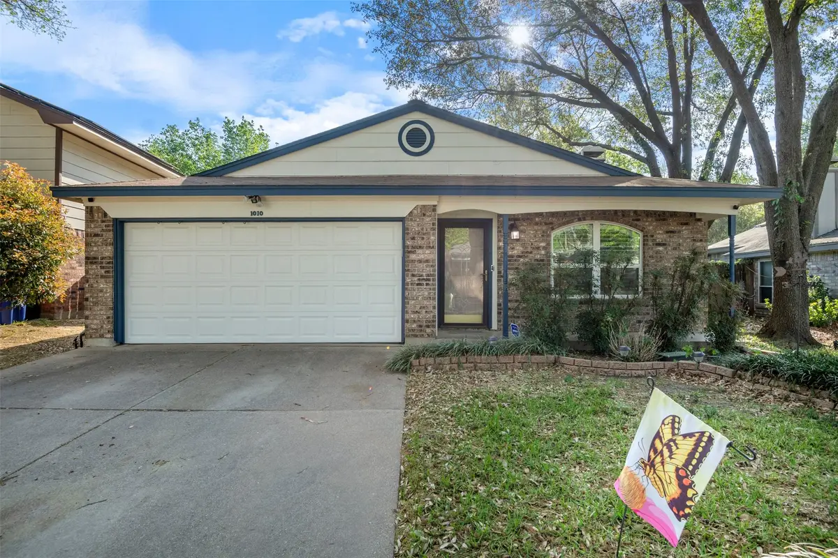 1010 Blue Jay Drive, Mansfield, TX 76063 - #1