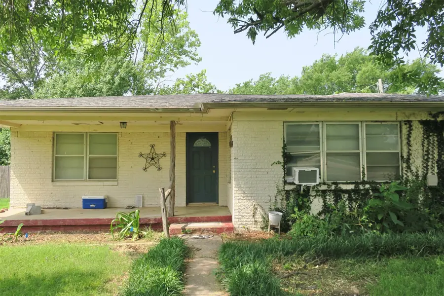 1689 N Highway 81 N, Bowie, TX 76230 - #2