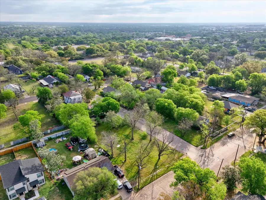 1801 N 7th Street, Waco, TX 76707 - #3