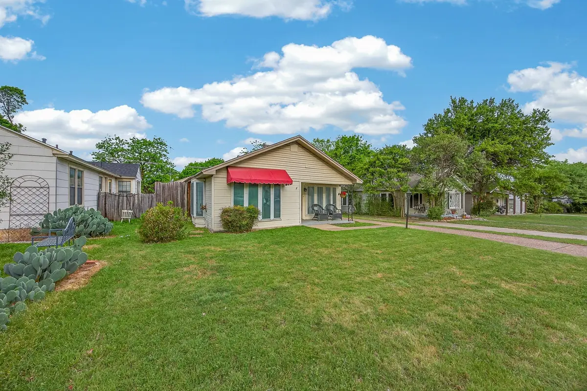 3226 Merida Avenue, Fort Worth, TX 76109 - #1